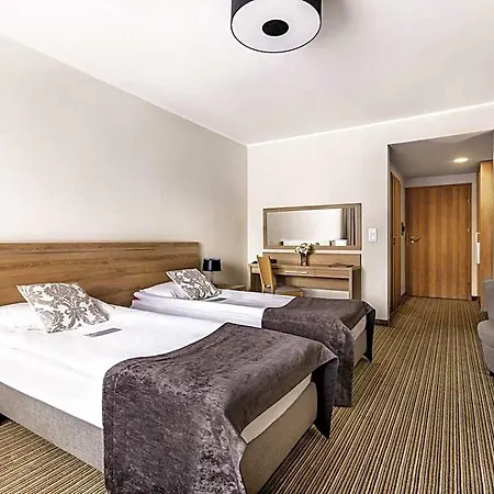 Mercure Wiazowna Brant Hotel